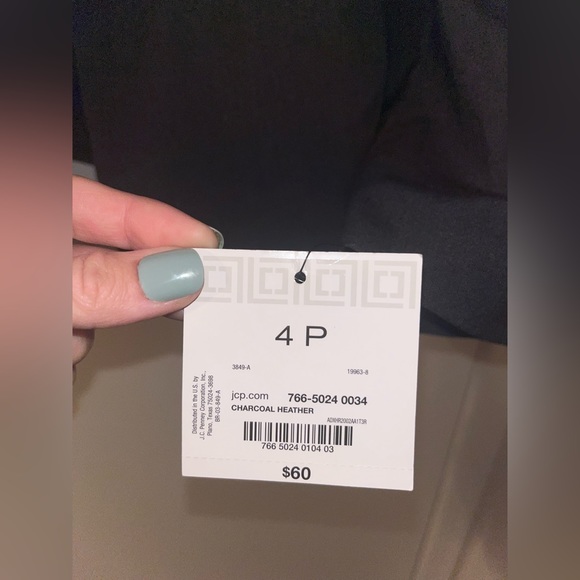 NWT Liz Claiborne Women’s Charcoal Blazer 4P - Picture 3 of 7